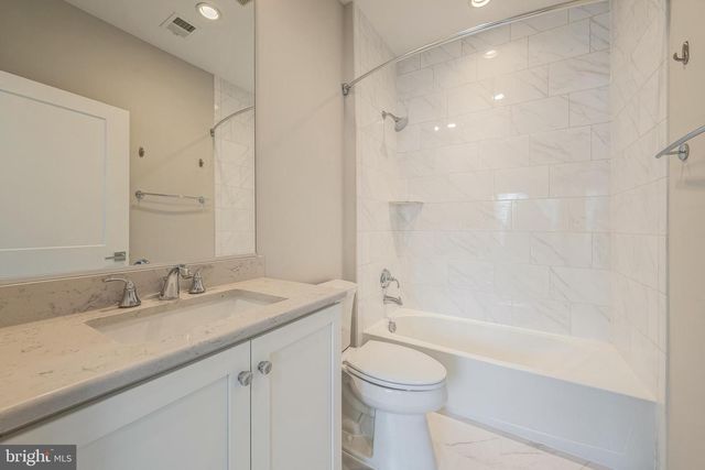 10326 GROSVENOR PL, North Bethesda, MD 20852