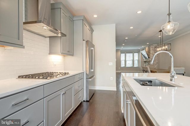 10326 GROSVENOR PL, North Bethesda, MD 20852