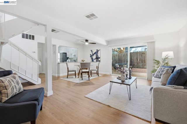 1526 Parkwood Pl, Concord, CA 94521