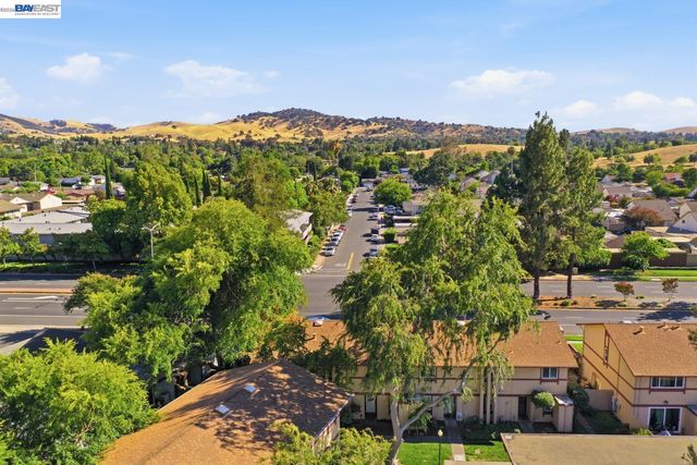 1526 Parkwood Pl, Concord, CA 94521