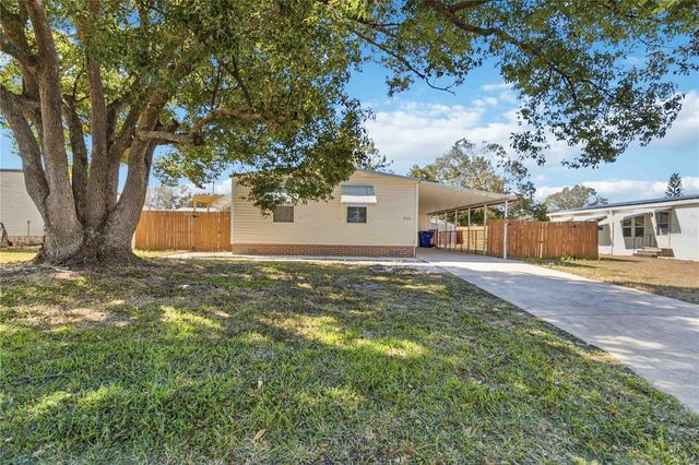 2320 DARBY LANE, St Cloud, FL 34769