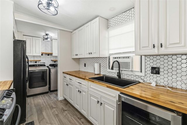 2320 DARBY LANE, St Cloud, FL 34769