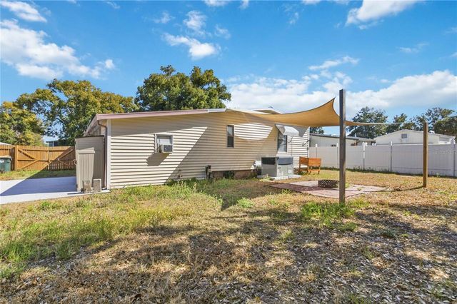 2320 DARBY LANE, St Cloud, FL 34769