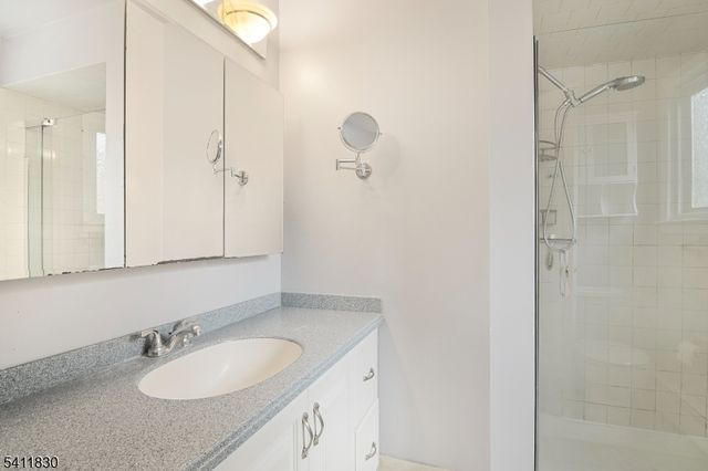 31 Independence Way, Rockaway Twp., NJ 07866