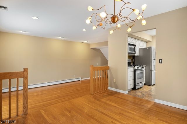 31 Independence Way, Rockaway Twp., NJ 07866