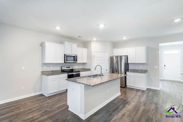 200 Harrow Drive, Perry, GA 31069
