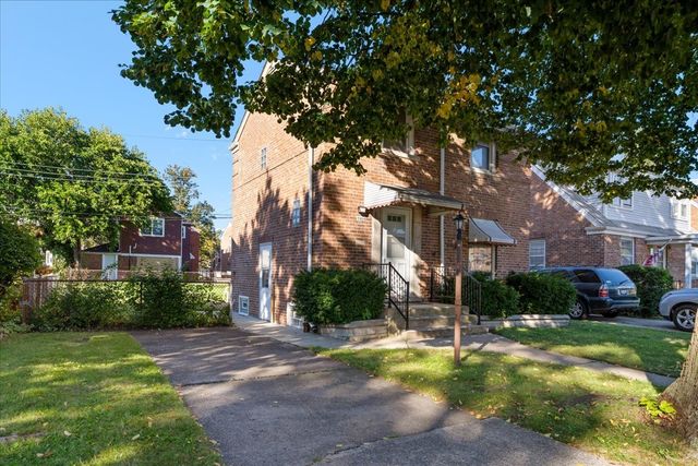 7350 W Summerdale Avenue, Chicago, IL 60656
