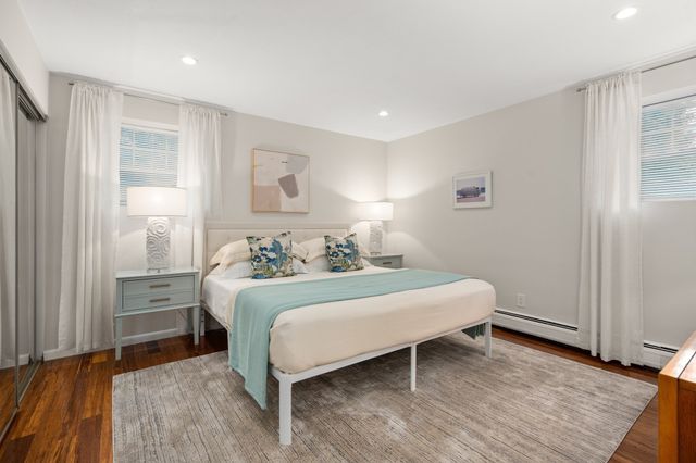 804 Centre St 8, Boston, MA 02130