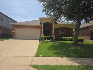 13045 Sierra View Drive, Fort Worth, TX 76244