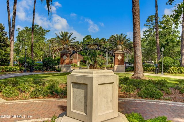 4241 LEXINGTON Avenue, Jacksonville, FL 32210