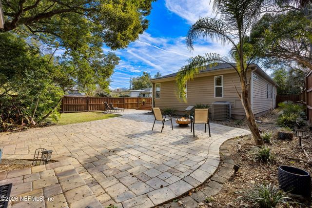 4241 LEXINGTON Avenue, Jacksonville, FL 32210