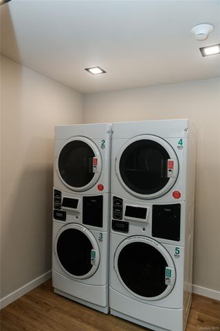 135 East Park Avenue 3F, Long Beach, NY 11561