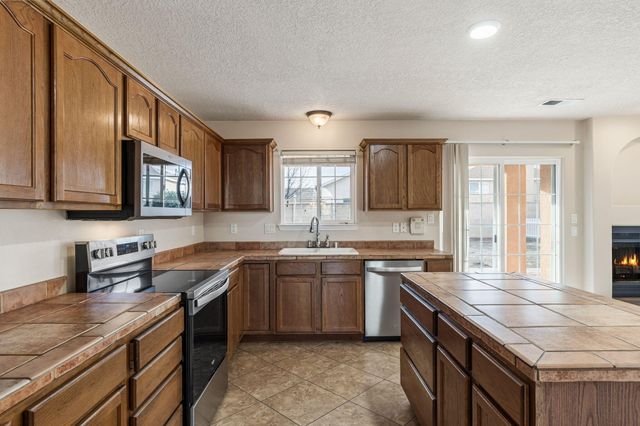 10331 Country Sage Drive NW, Albuquerque, NM 87114