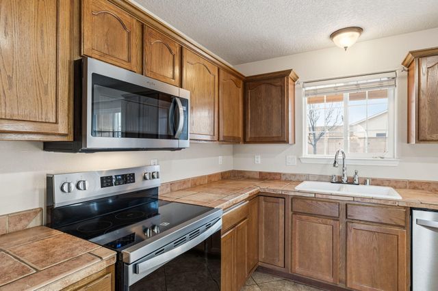 10331 Country Sage Drive NW, Albuquerque, NM 87114