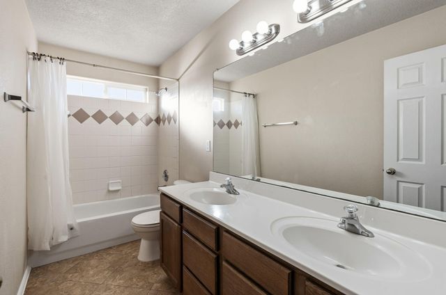 10331 Country Sage Drive NW, Albuquerque, NM 87114