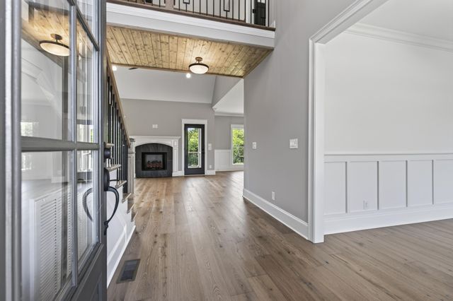 2764 Jasmine St, Lebanon, TN 37087