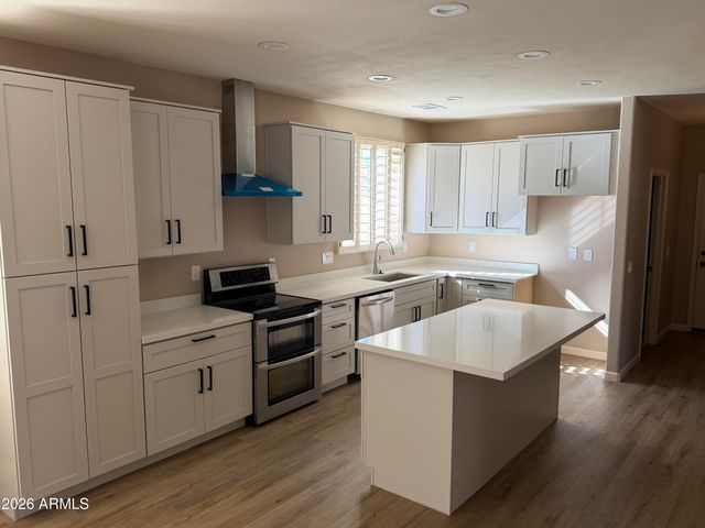 25823 N 67TH Lane, Peoria, AZ 85383