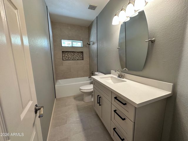 25823 N 67TH Lane, Peoria, AZ 85383