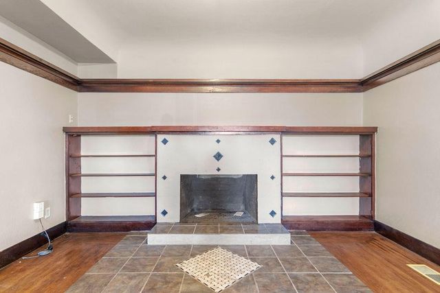 137 Downey Ave, Modesto, CA 95354