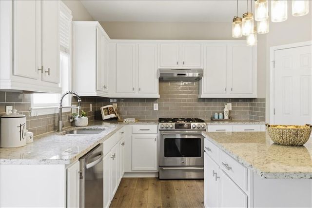 609 Hay Meadow Place, Acworth, GA 30102