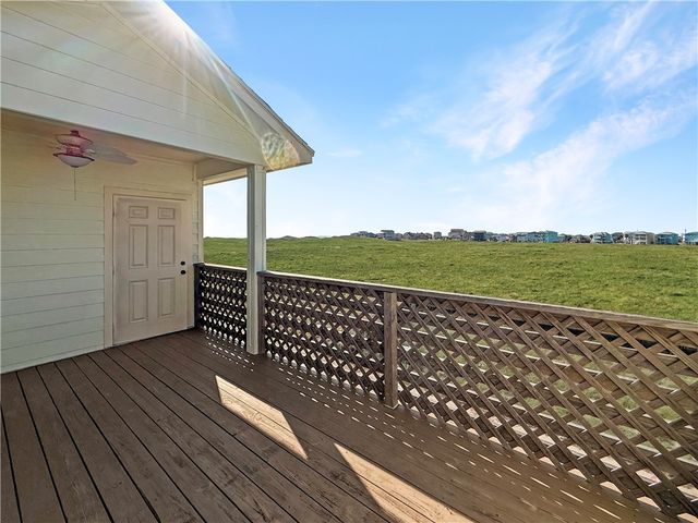 126 W Palm Beach Road, Port Aransas, TX 78373