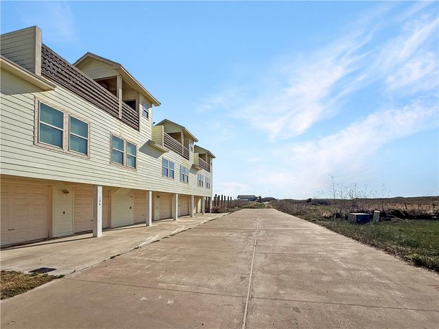 126 W Palm Beach Road, Port Aransas, TX 78373