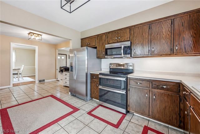 189 Edna Street, Poland, OH 44514