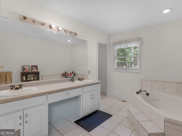 191, 151 Batten Drive, Thomaston, GA 30286