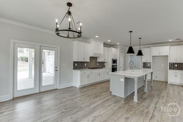 1070 Riverhill Drive, Bishop, GA 30621