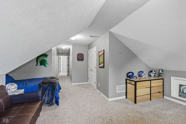 6 Pine Meadow Drive, Brownsburg, IN 46112