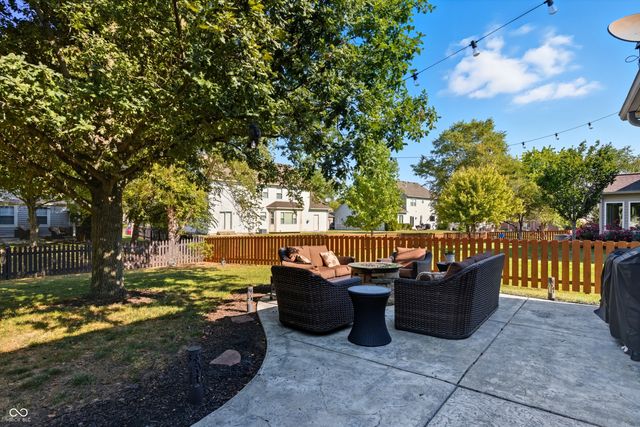 6 Pine Meadow Drive, Brownsburg, IN 46112