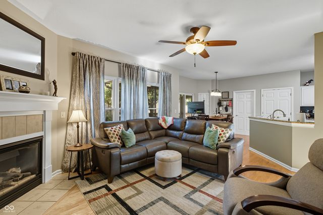 6 Pine Meadow Drive, Brownsburg, IN 46112