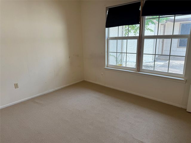 811 Pebble Beach Drive, Garland, TX 75043