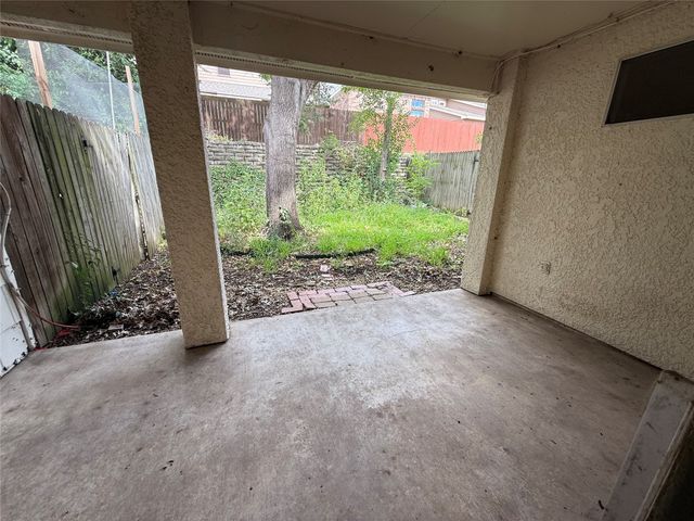 811 Pebble Beach Drive, Garland, TX 75043