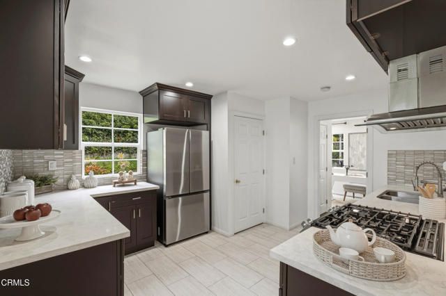 320 Toyon Road, Sierra Madre, CA 91024