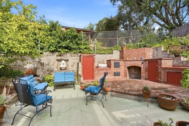 320 Toyon Road, Sierra Madre, CA 91024