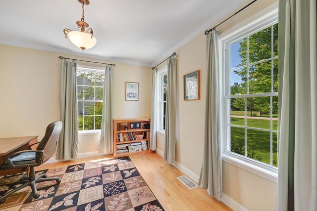 41 Tyler Place, Jericho, VT 05465