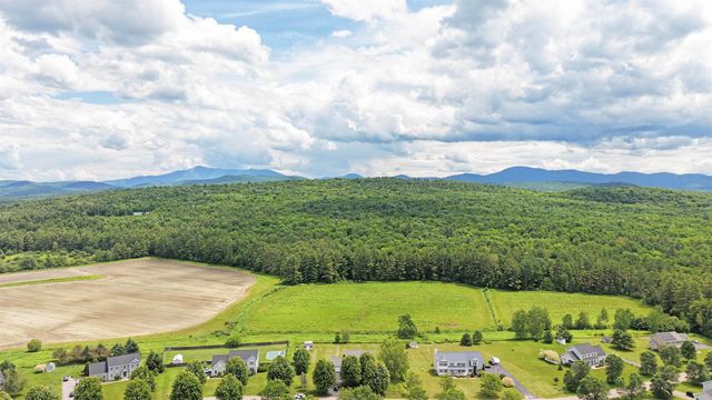 41 Tyler Place, Jericho, VT 05465