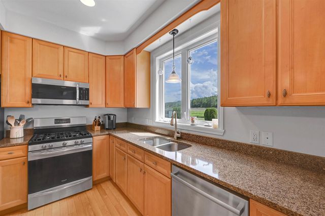 41 Tyler Place, Jericho, VT 05465