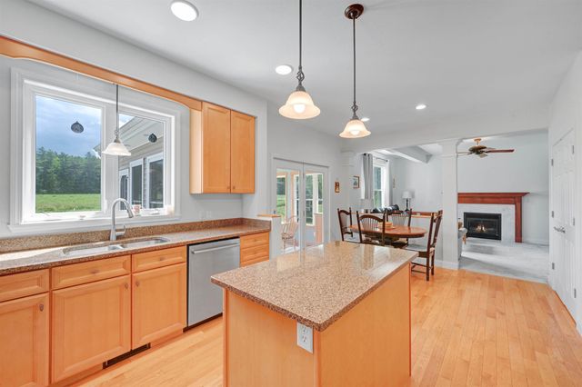 41 Tyler Place, Jericho, VT 05465
