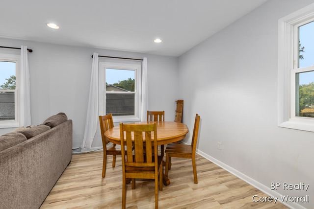 199 E 34th Street 10, Holland City, MI 49423