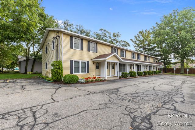 199 E 34th Street 10, Holland City, MI 49423