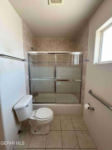 1100 FRESNO Street, Anthony, TX 79821