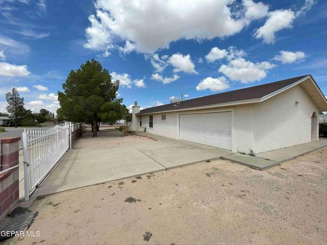1100 FRESNO Street, Anthony, TX 79821