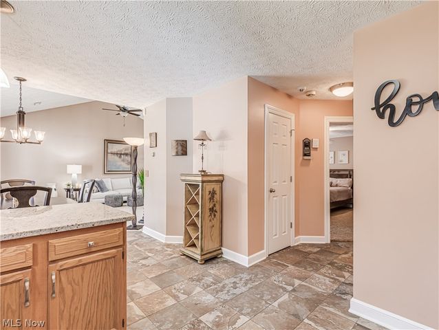 66 Falling Water Circle, Munroe Falls, OH 44262