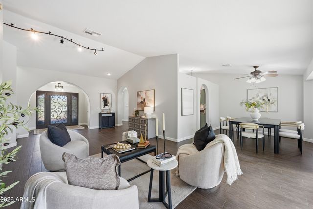 2306 N ACACIA --, Mesa, AZ 85213