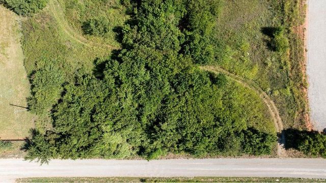 1420 County Road 1420, Ninnekah, OK 73067