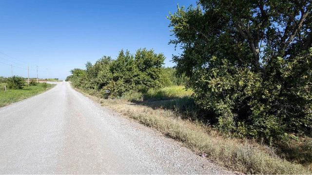 1420 County Road 1420, Ninnekah, OK 73067