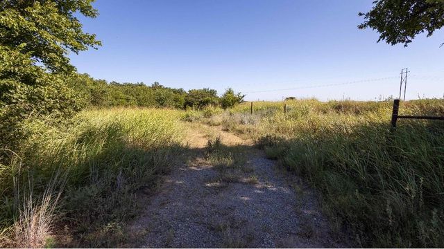 1420 County Road 1420, Ninnekah, OK 73067