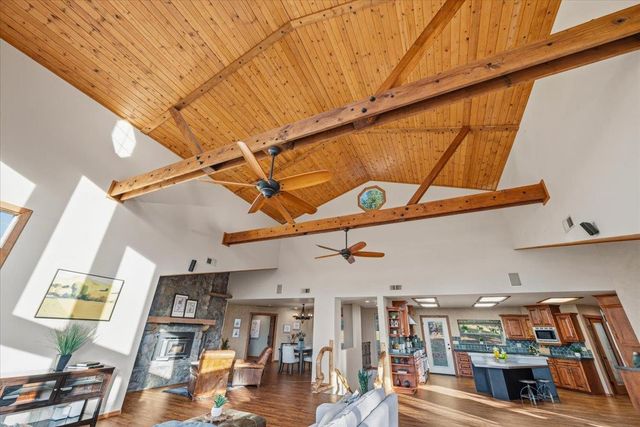 16000 Southridge Dr, Penn Valley, CA 95946